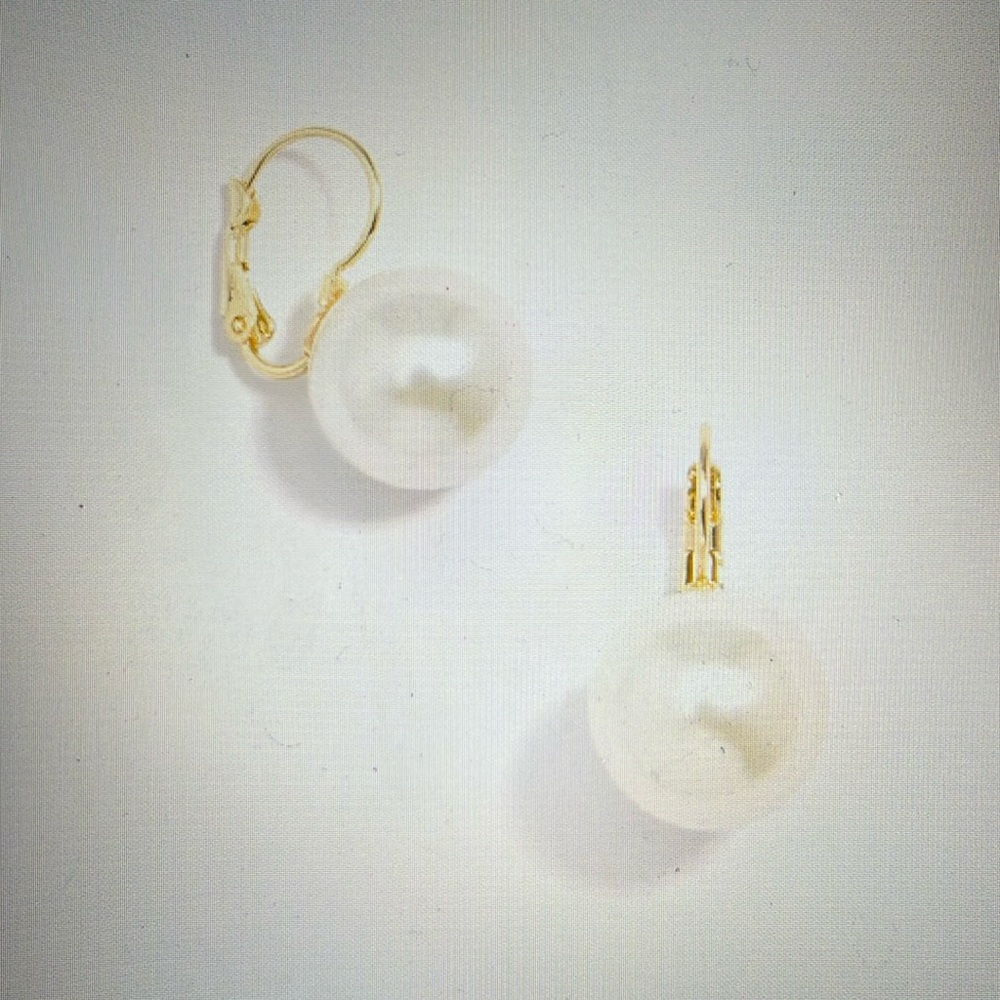 ZENZII Brand New Single Pearl Earring
